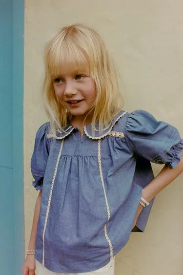 Блуза с контрастным кружевом- Заказать в России