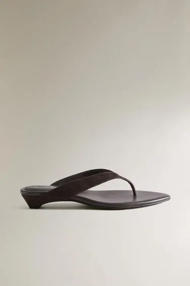 Кожаные сандалии на высоком каблуке- Заказать в России