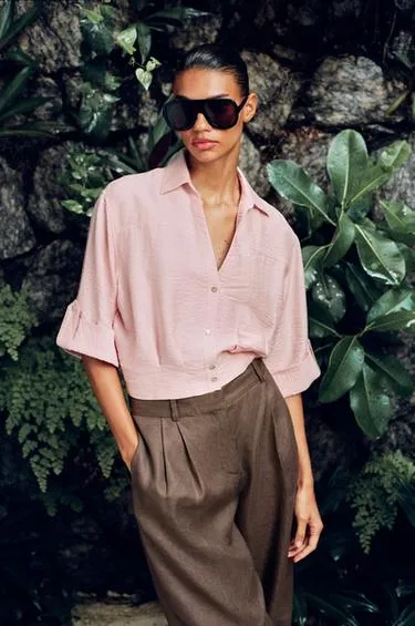 Укороченная рубашка из смесового льна- Заказать в России