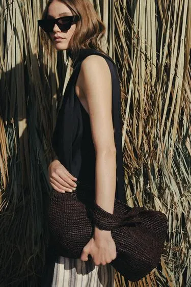 Сумка-шопер из рафии