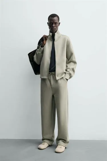 Джоггеры Relaxed Fit из ткани Interlock- Заказать в России