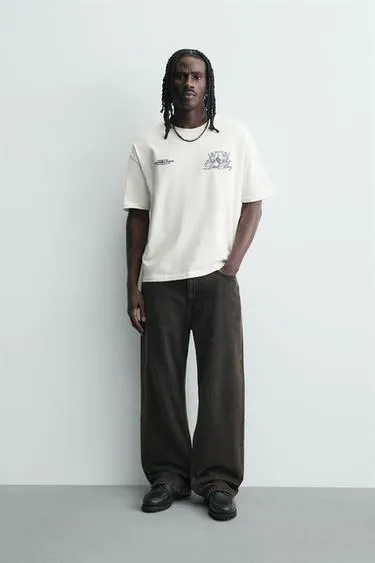 Футболка с контрастным принтом