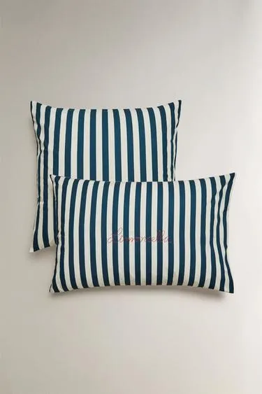 Детский наволочка в полоску x the animals observatory- Заказать в России