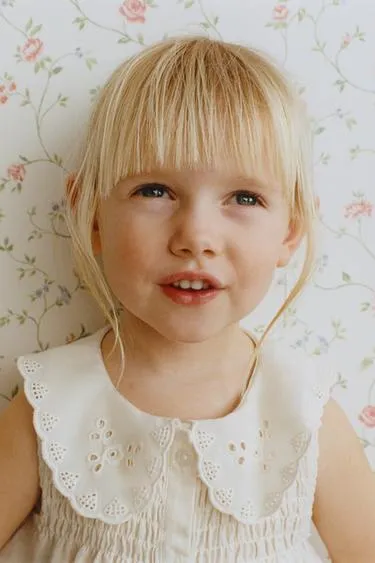 Блуза из 100% льна с кружевным воротником- Заказать в России