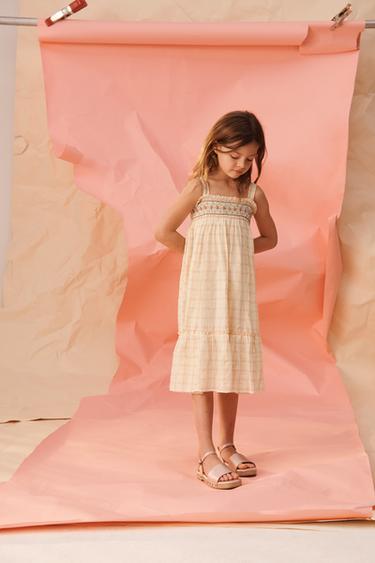 Zara Платье макси LIMITED EDITION с вышитыми клетками и цветами