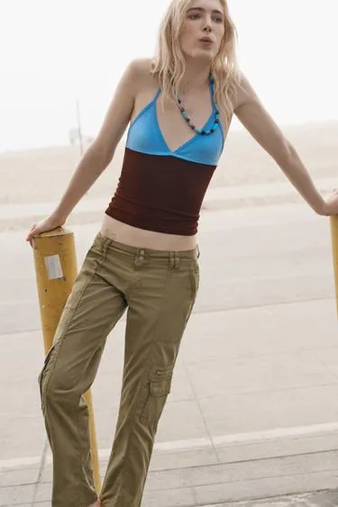 Топ с горловиной халтер- Заказать в России