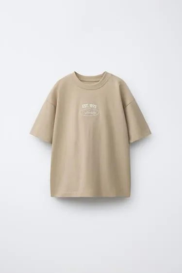 Футболка в спортивном стиле- Заказать в России