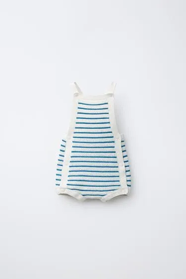 Короткий трикотажный комбинезон в полоску- Заказать в России