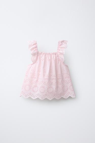 Топ с вышивкой ришелье