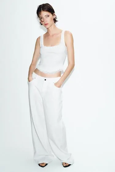 Топ в рубчик с воланами