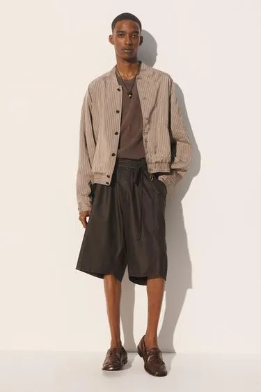 Укороченная удобная полосатая куртка из вискозы и купро