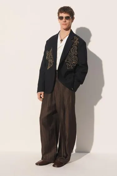 Пиджак свободного кроя с контрастной вышивкой- Заказать в России