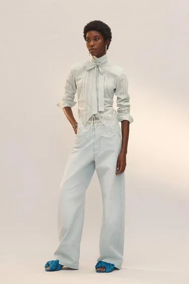 Рубашка limited edition с кружевными завязками- Заказать в России