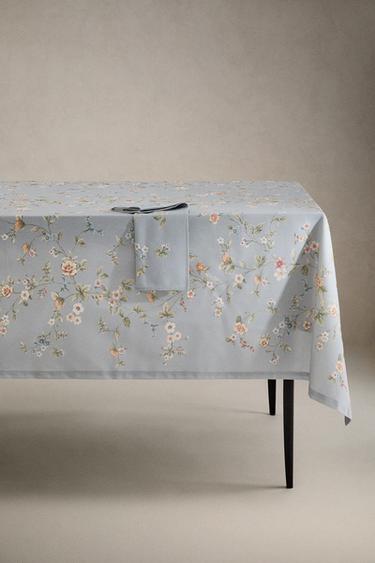Zara Скатерть с небольшим цветочным принтом купить с доставкой.