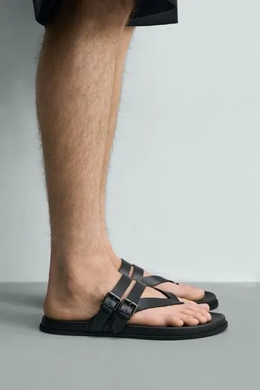 Сандалии с ремешками и пряжками- Заказать в России