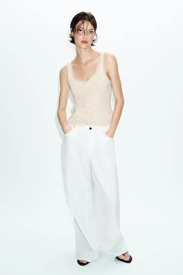 Топ из рельефной ткани с пуговицами- Заказать в России