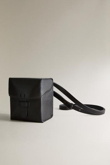 Zara Кожанный чехол для мгновенной камеры LOMOGRAPHY купить с доставкой.