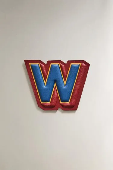 Кожаная нашивка с буквой w- Заказать в России