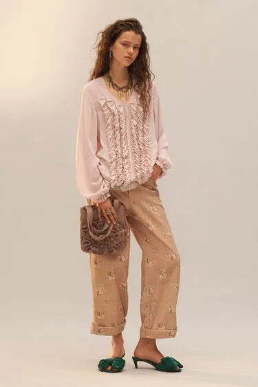 Сумочка-тоут из кожи limited edition с цветком- Заказать в России