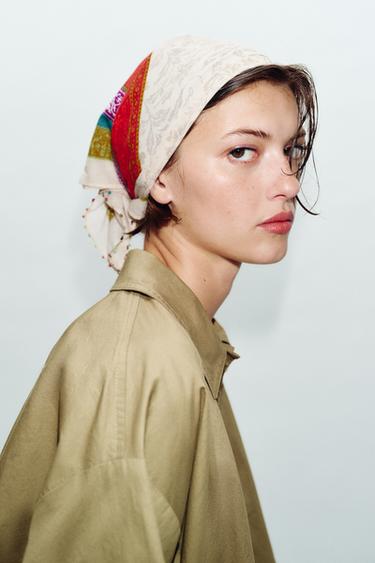 Zara Шарф с принтом и бусинами купить с доставкой.