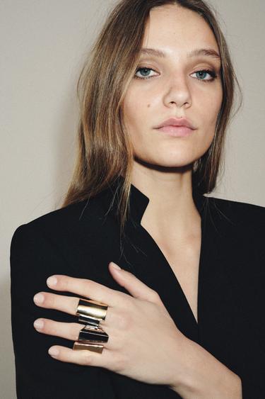 Zara Набор комбинированных металлических колец купить с доставкой.