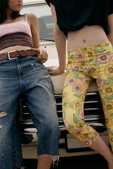 Брюки капри с цветочным принтом