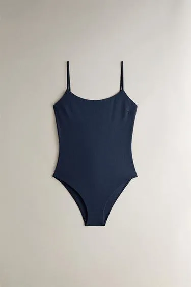 Пляжный купальник с тонкими бретелями- Заказать в России