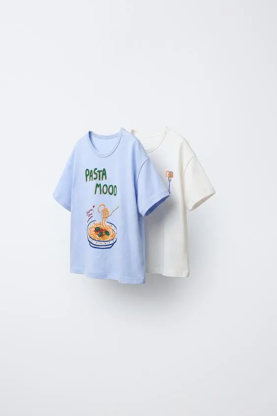 Набор из двух футболок с принтом- Заказать в России