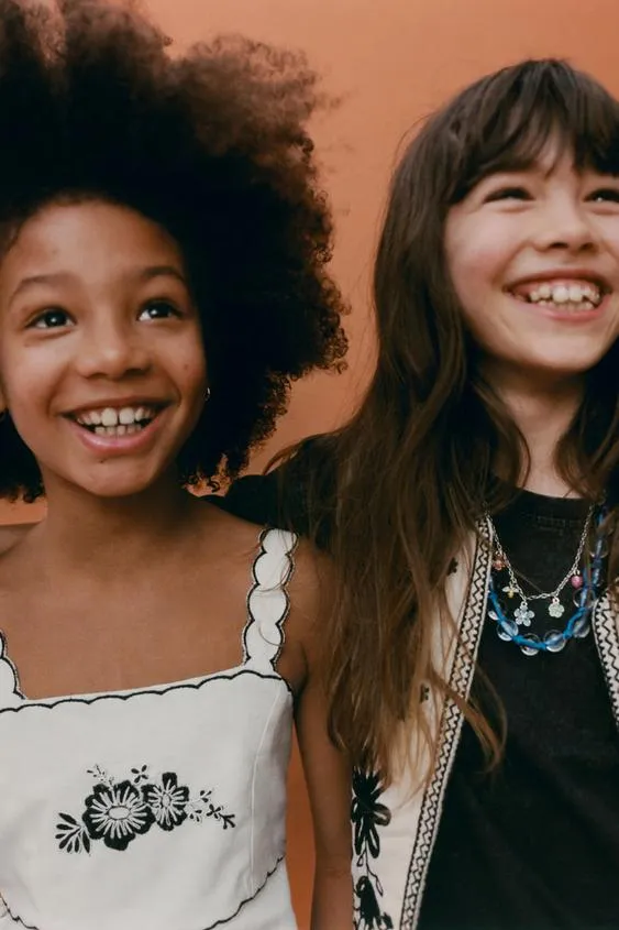 Длинный комбинезон с вышивкой, вырезами из хлопка и льна- Заказать в России