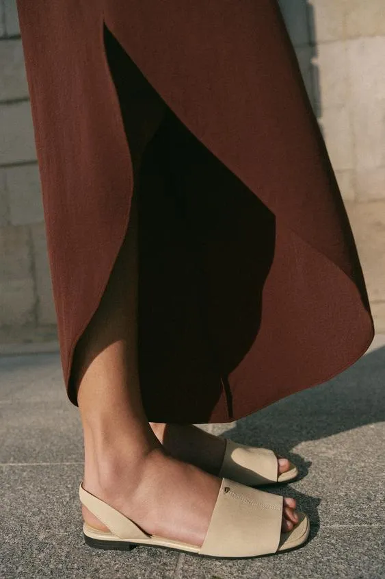 Кожаные сандалии с ремешком- Заказать в России