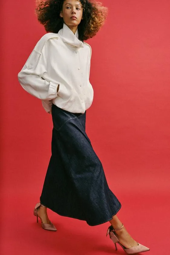 Атласные туфли с бантом