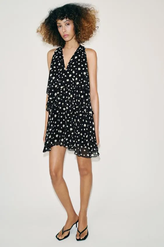 Мини-платье в горошек с воланами- Заказать в России