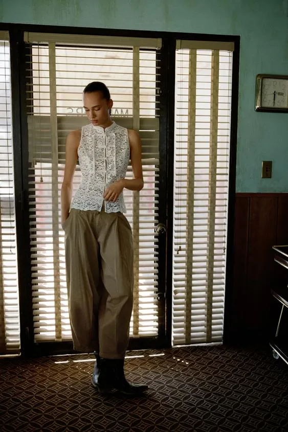 Брюки-баллоны с защипами- Заказать в России