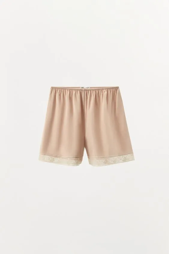 Атласные шорты с кружевом- Заказать в России