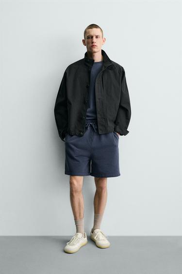 Zara Шорты-джоггеры из ткани с эффектом потертости