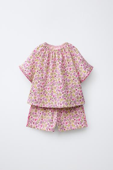 Zara Комплект из футболки и шортов с принтом