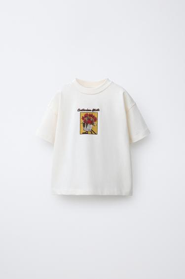 Футболка с цветочной вышивкой- Заказать в России