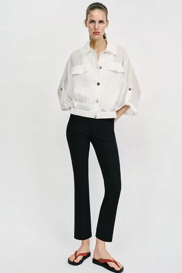 Блуза-сафари с подвернутыми рукавами