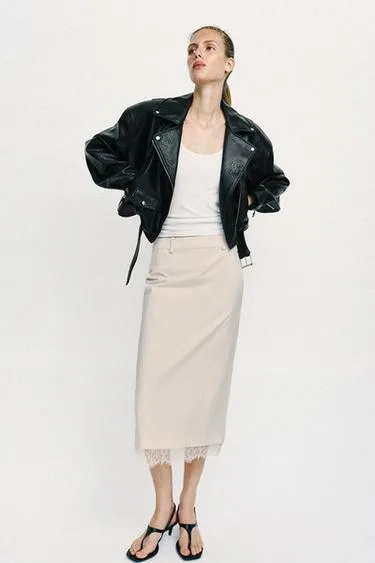 Юбка миди с кружевом