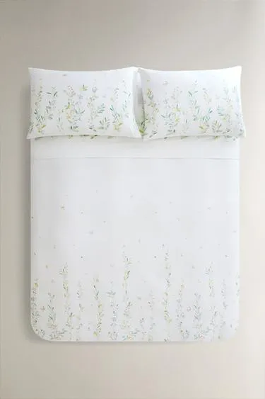 Дуве-кавер из сатина с принтом листьев и цветов
