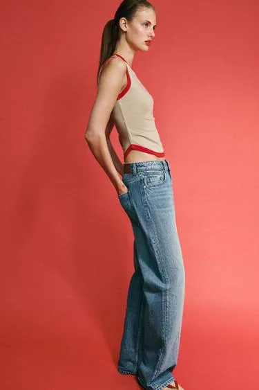 Футболка с контрастными полосами