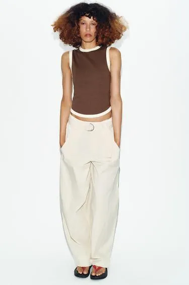 Футболка с контрастной отделкой