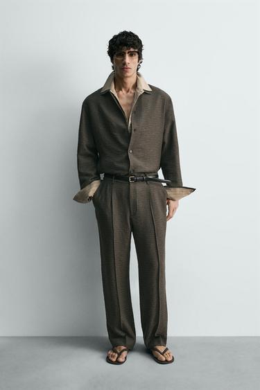 Zara Струящиеся брюки из рельефной ткани со складками купить с доставкой.