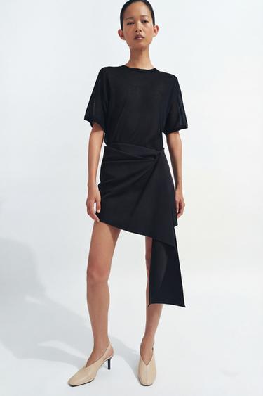 Топ из тонкого трикотажа с коротким рукавом