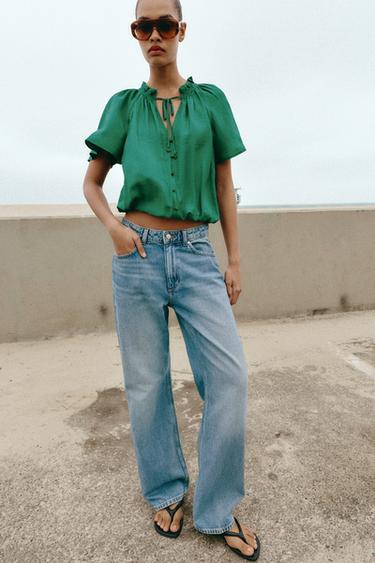 Блуза в романтическом стиле с воланами