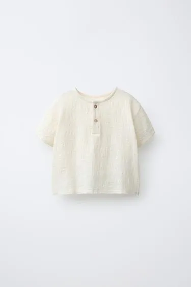 Комбинированная футболка на пуговицах- Заказать в России