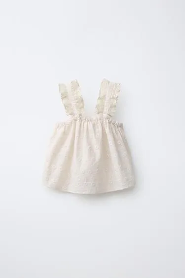 Топ с вышивкой