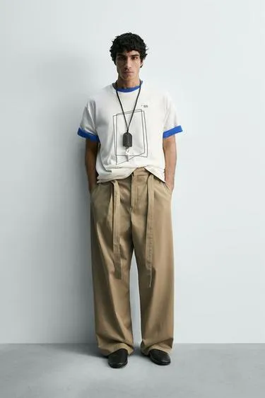 Футболка с геометрическим принтом