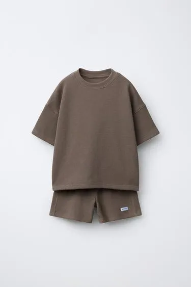 Комплект джоггинг из футболки и бермуд вафельного переплетения