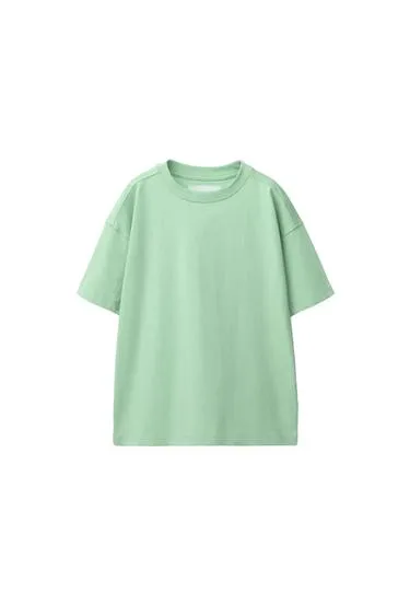 Однотонная футболка- Заказать в России